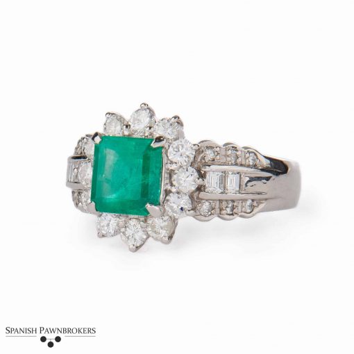 Colombian Emerald and Diamond Platinum ring