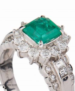 Colombian Emerald and Diamond Platinum ring