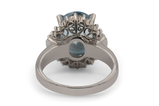 Aquamarine-and-Diamond-platinum-ring---Anillo-de-Aguamarina-y-Diamante-de-platino