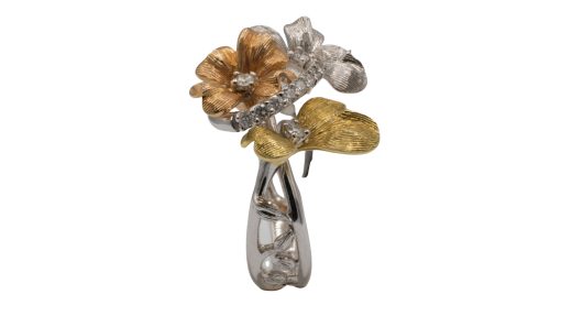 Bespoke flower ring with Diamonds - Anillo de diseño de flores con diamantes